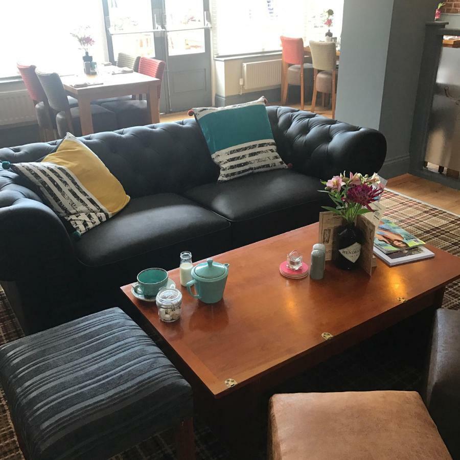 Strawberry Bank Hotel Meriden  Bagian luar foto
